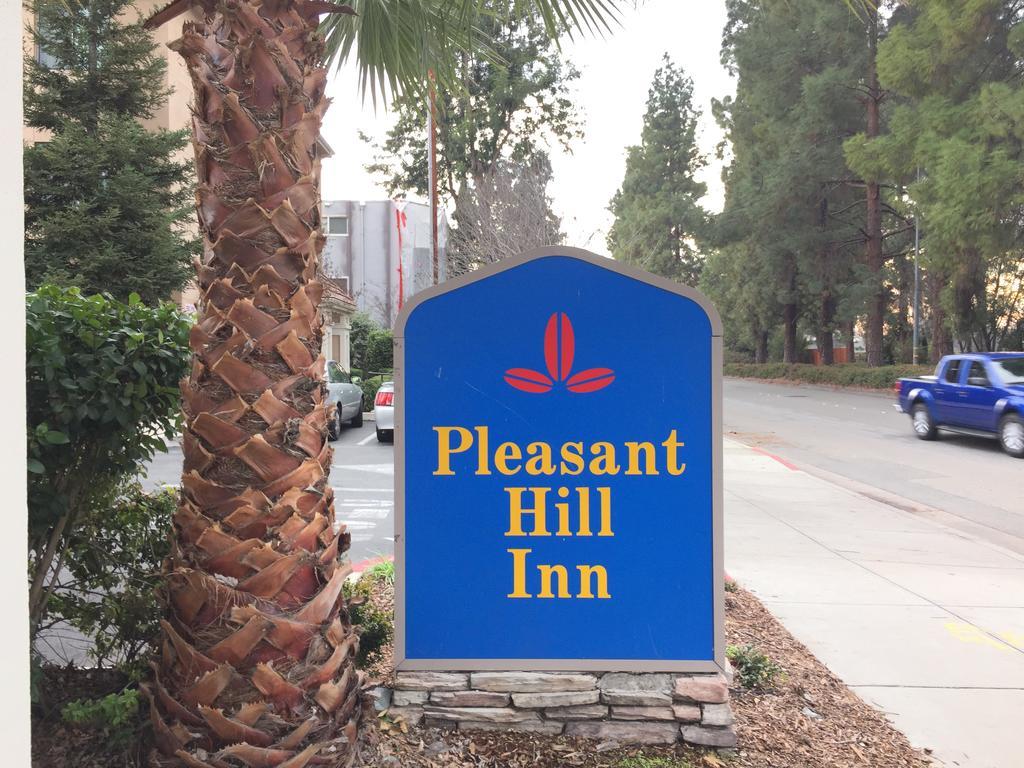 Pleasant Hill Inn Exteriér fotografie